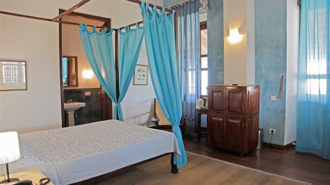 Neemrana'S - Bungalow On The Beach Tharangambadi エクステリア 写真